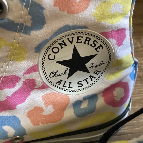 Cheetah print high top colorful converse - Picture 3 of 6